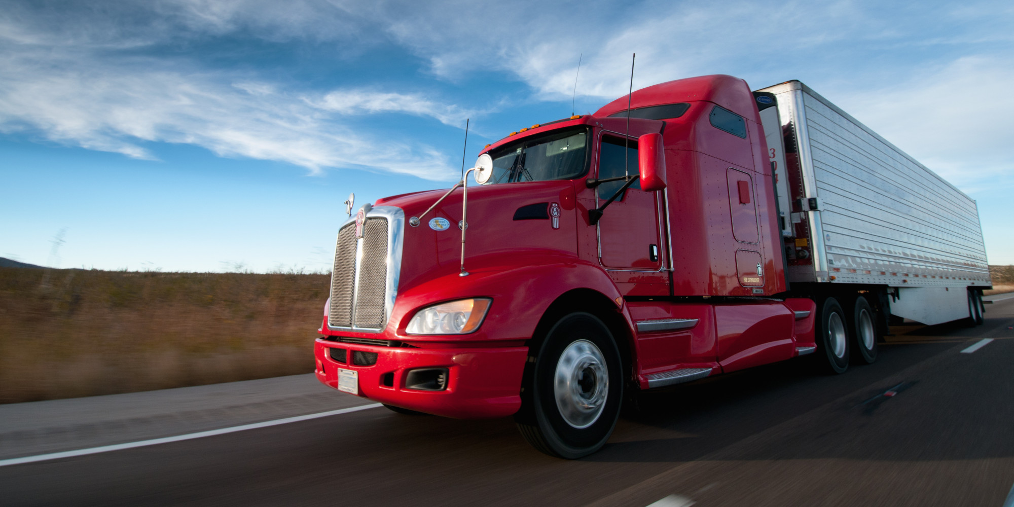 6 Essential Truck Driver Safety Tips to Minimize Risk